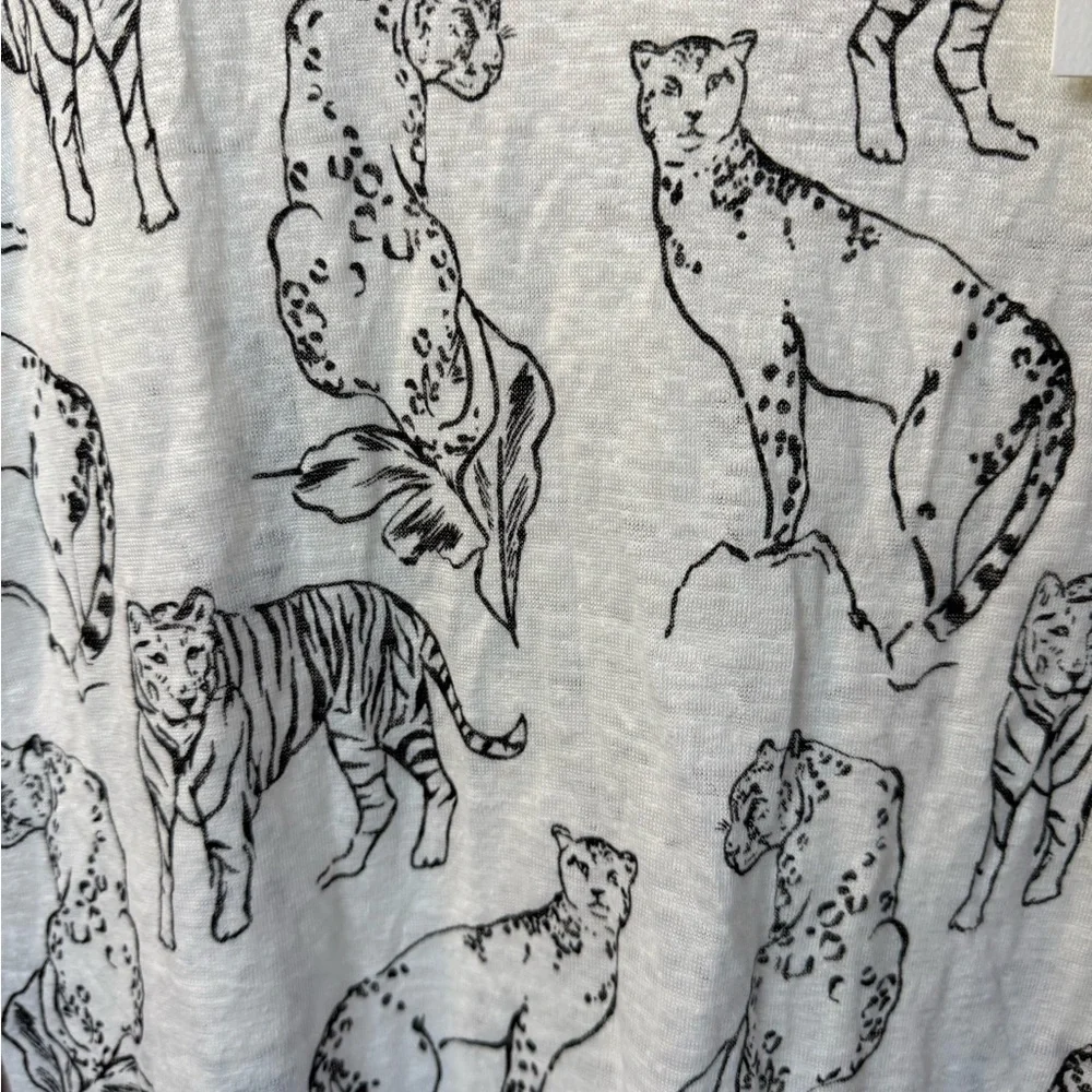 Cynthia Rowley White and Black Cheetahs & Tigers 100% Linen Top New - Picture 3 of 9